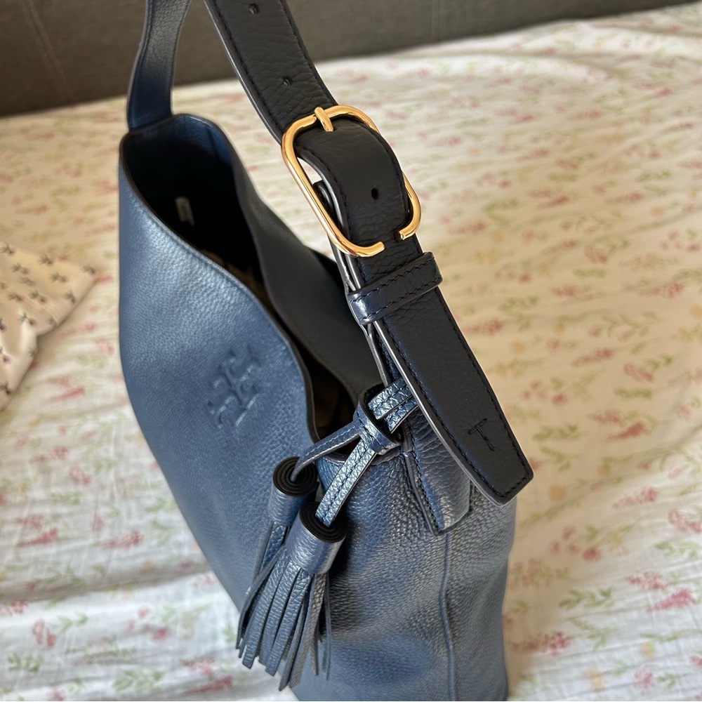 Tory Burch Thea Hobo Shoulder Bag - Picture 7 of 11